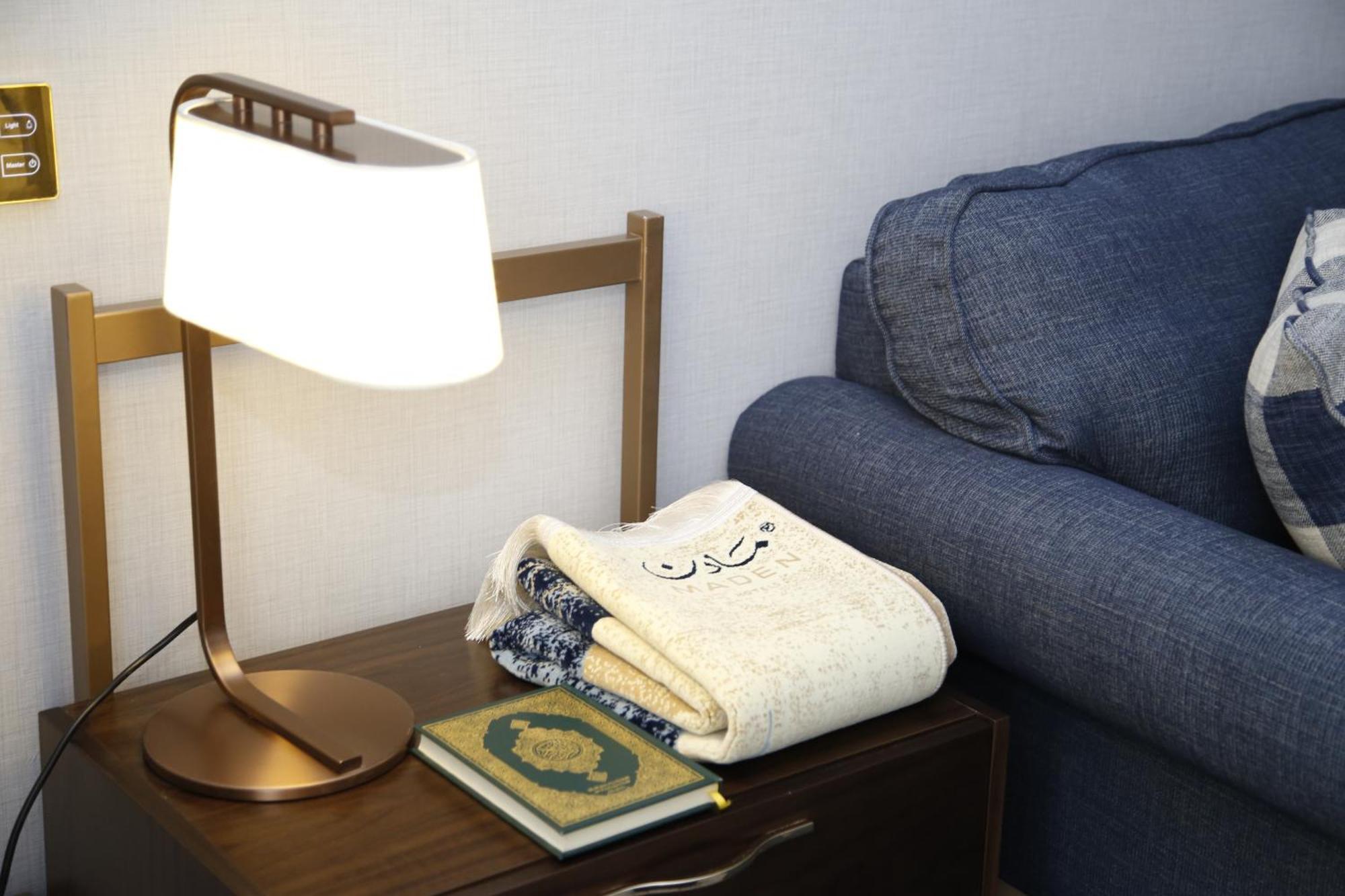 Hotel Maden Alrawda Medina Esterno foto A table lamp